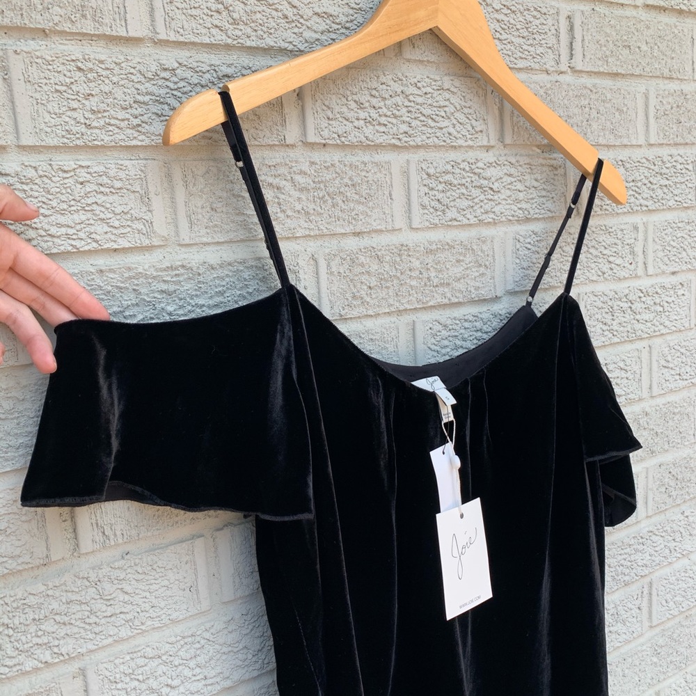 NEW Joie Adorlee E Cold Shoulder Top in Caviar - Picture 8 of 14